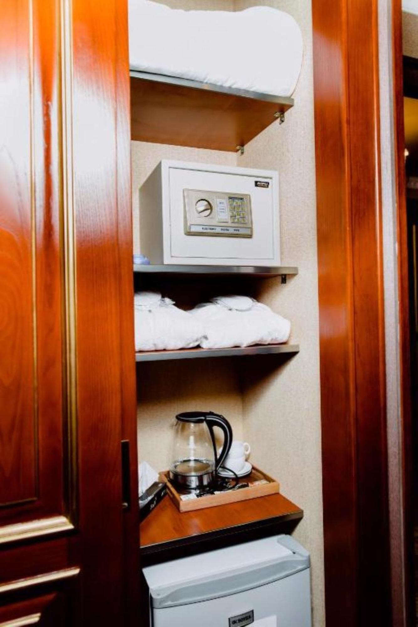 Royal Antique Boutique Hotel バクー エクステリア 写真