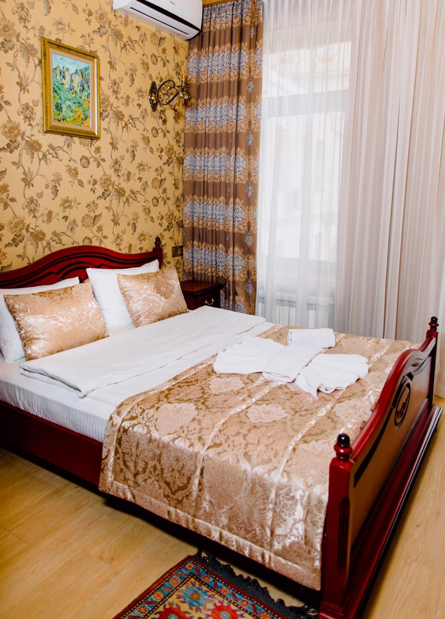 Royal Antique Boutique Hotel バクー エクステリア 写真